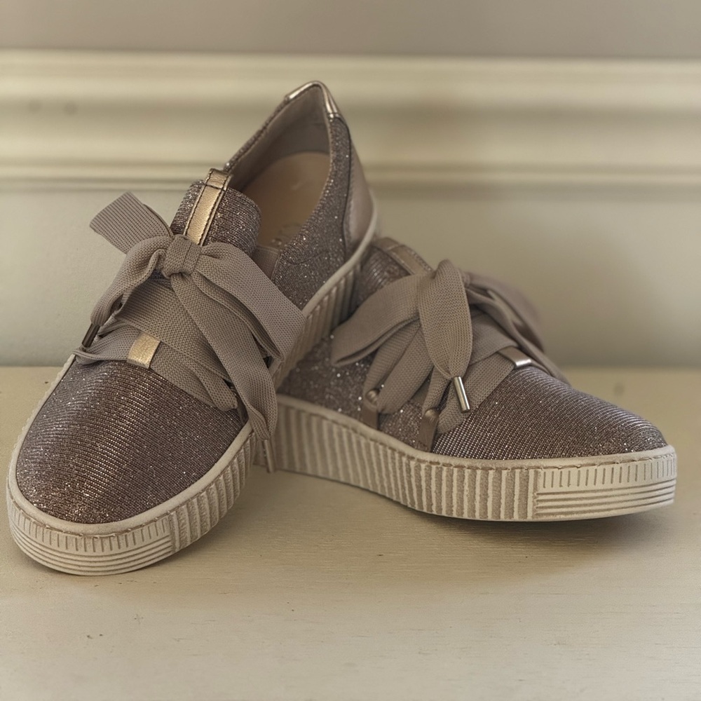 Gabor Women's Sneakers in Shimmering Rose Gold